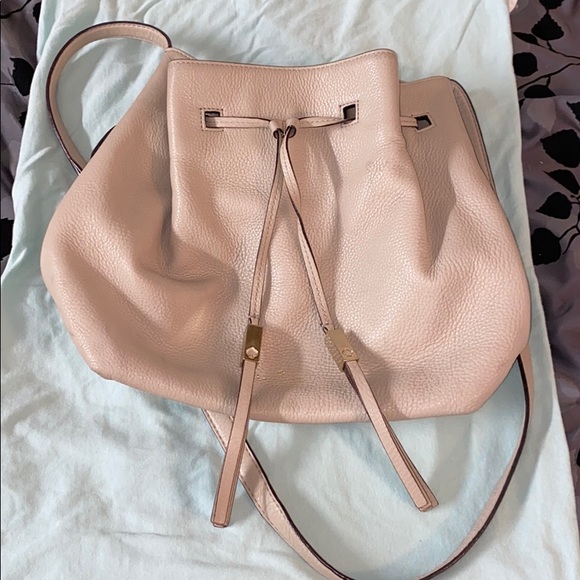 kate spade Handbags - KATE SPADE crossbody purse